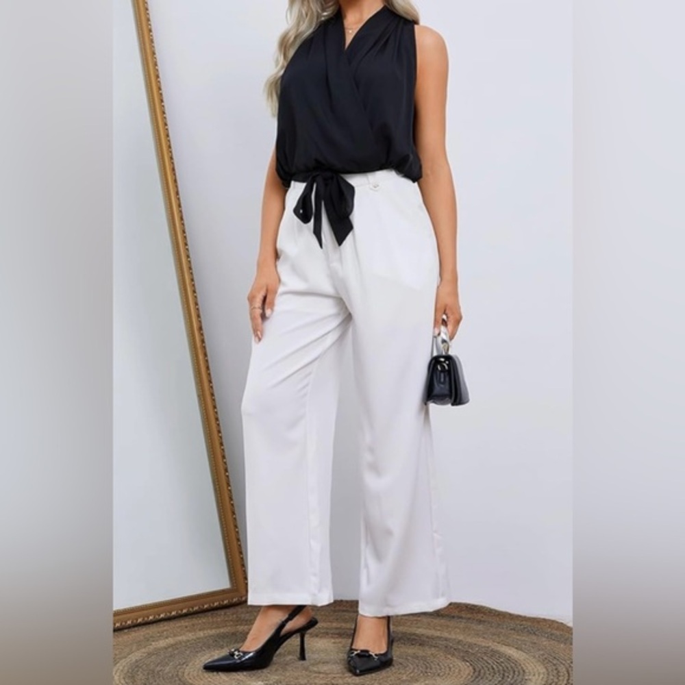 SHEIN Black Sleeveless Blouse